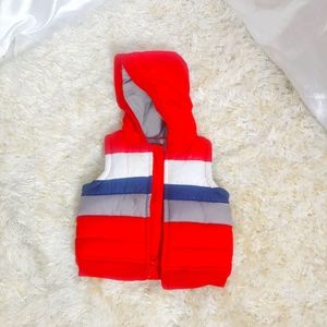 (SOLD) Old Navy Fleece Lined Hooded Vest 6-12m